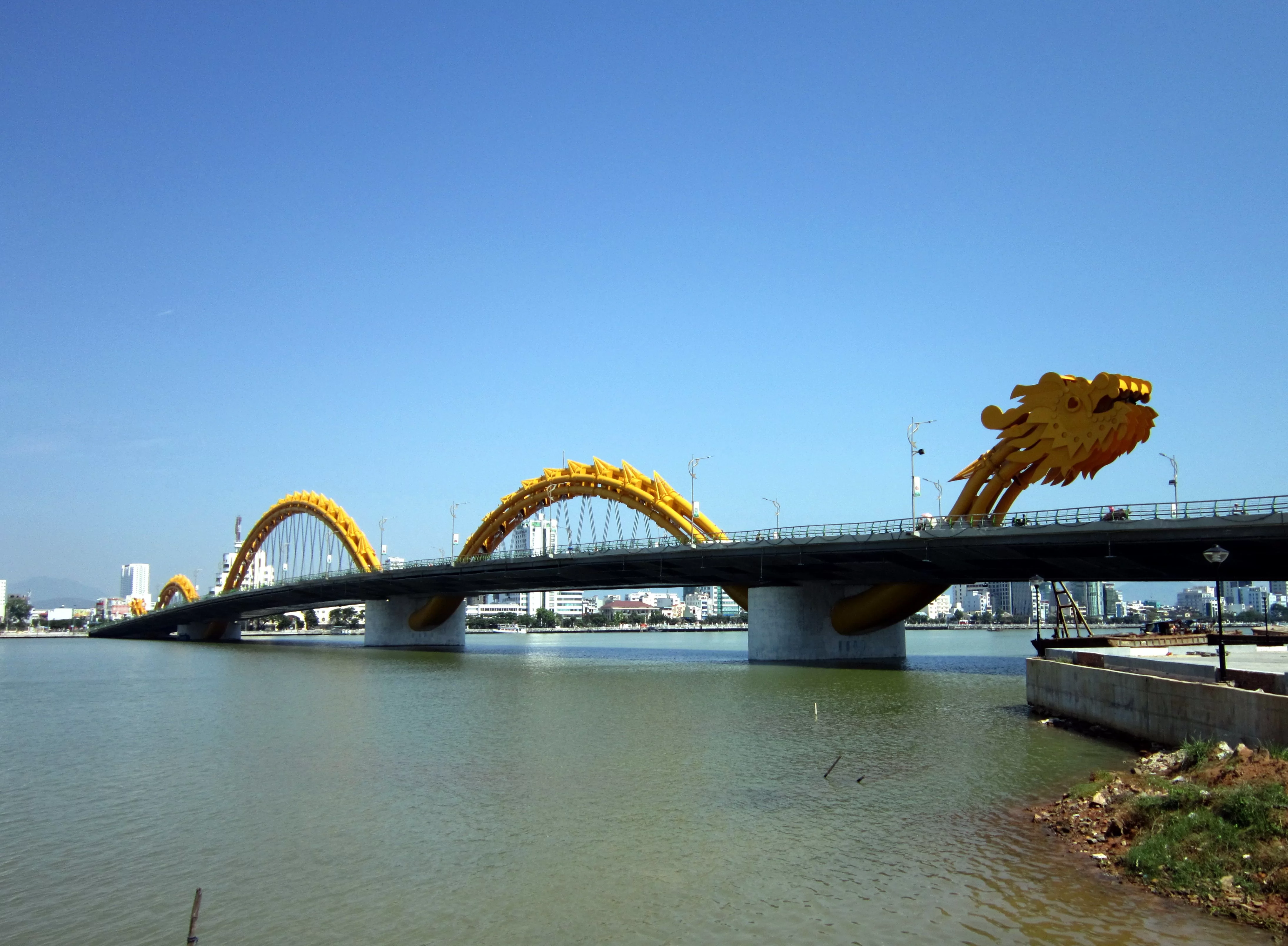 Les ponts célèbres de Dà Nang
